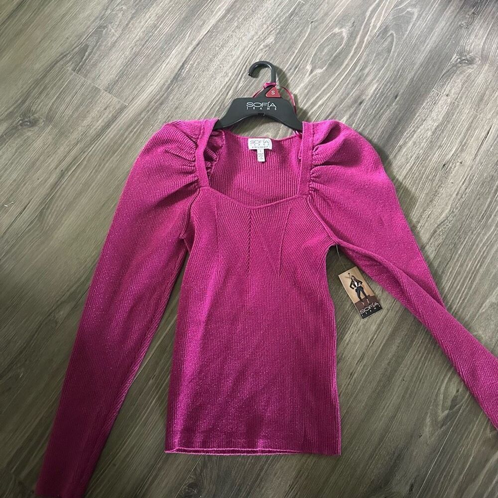 NWT Sofia jeans by Sofia vergara fussia pink long sleeve small sexy blouse